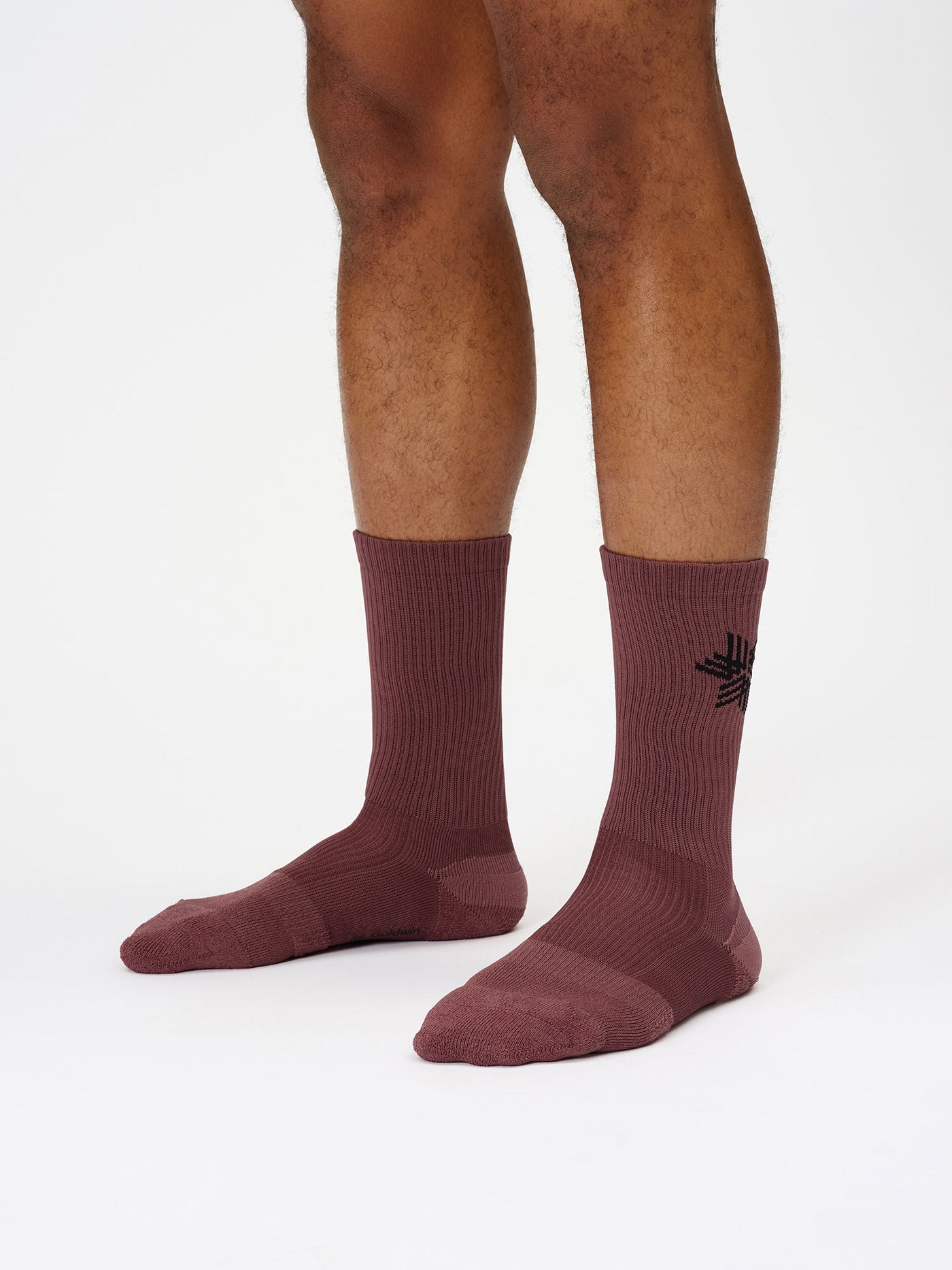 Model: Height 184cm / 6'0" | Wearing: PINK FLUORITE / 3