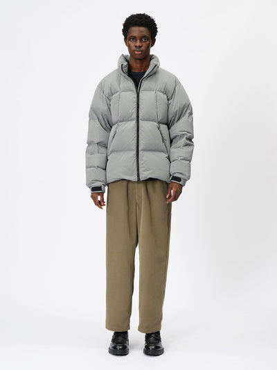 Model: Height 187cm / 6'1" | Wearing: METALLIC GRAY / 3