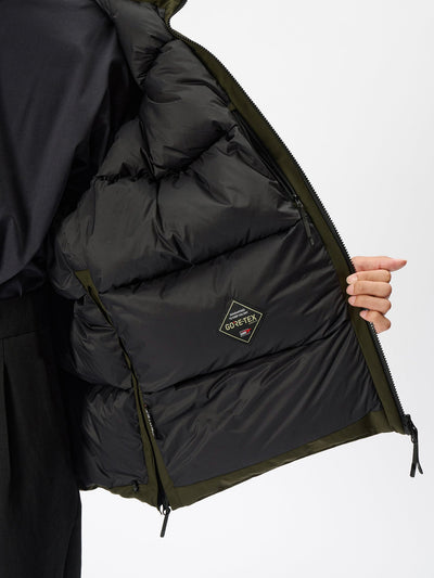 Model: Height 186cm / 6'1" | Wearing: KHAKI / 3