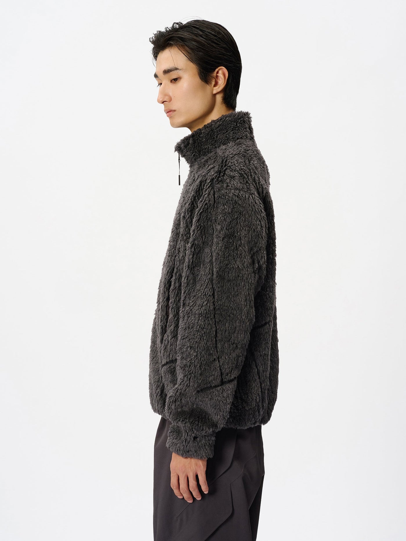 Model: Height 186cm / 6'1" | Wearing: AFTER DARK / 3