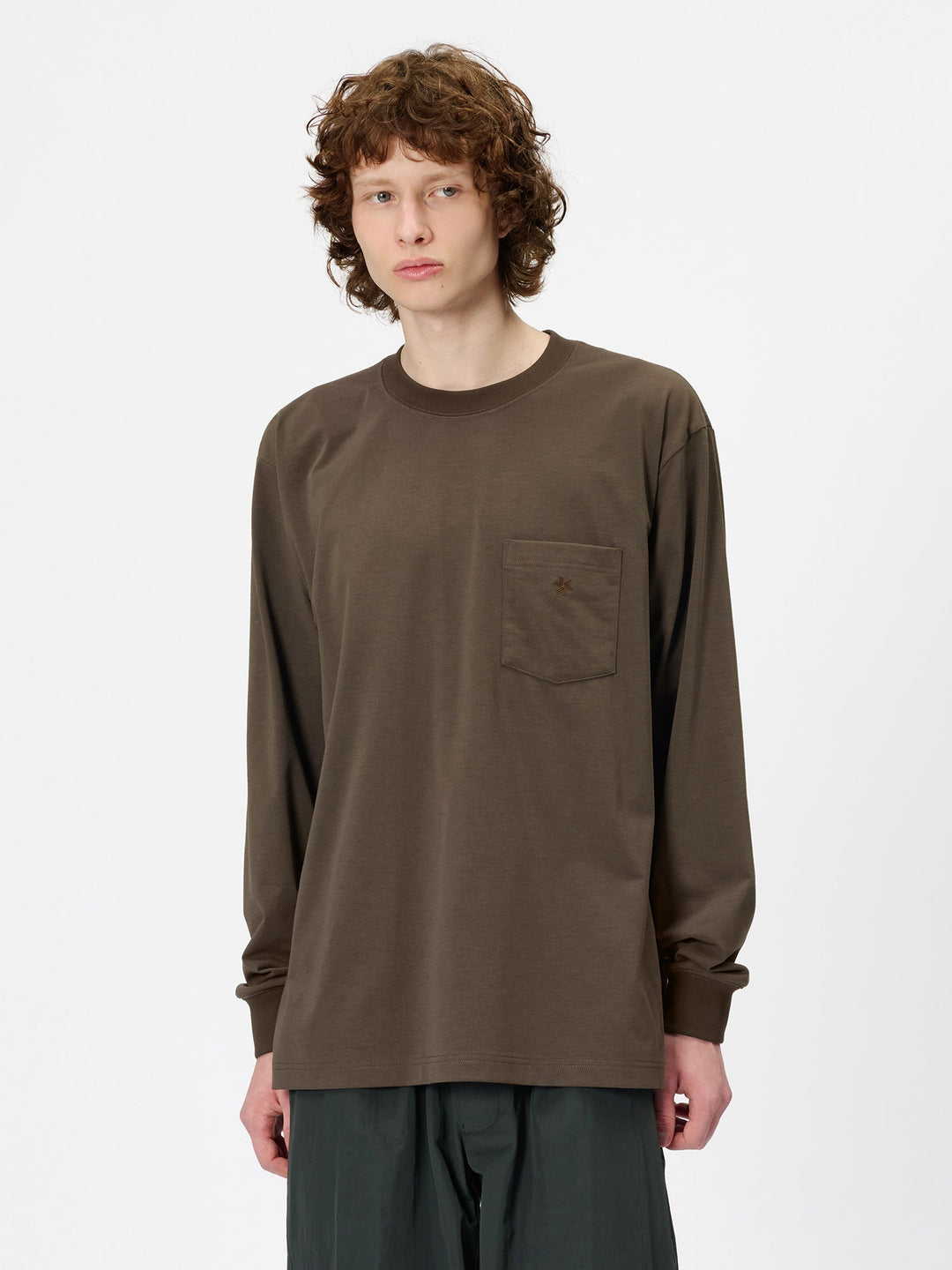 Oversized Pocket L/S T-shirt – 골드윈(Goldwin) 공식 온라인 스토어