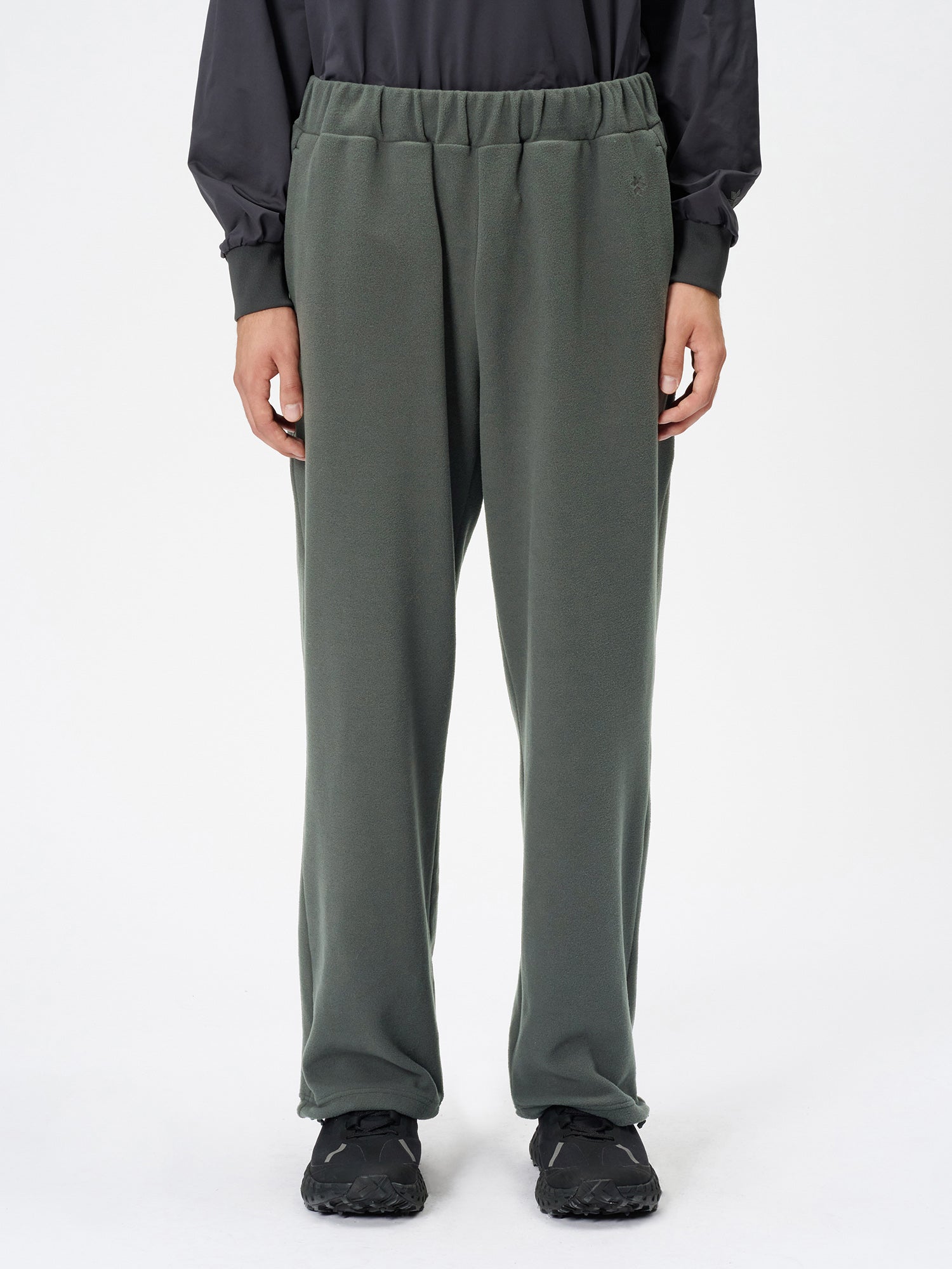 Model: Height 185cm / 6'0" | Wearing: SHADOW GRAY / 3