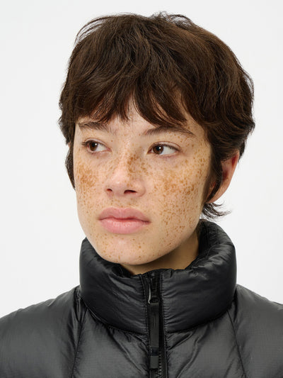 Model: Height 177cm / 5'8'' | Wearing: BLACK / 3