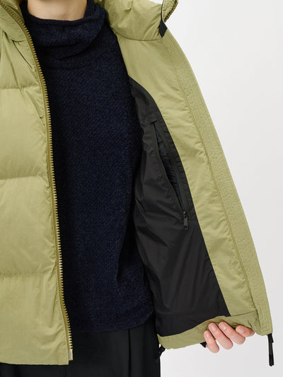 Model: Height 177cm / 5'8'' | Wearing: UJI TEA / 3