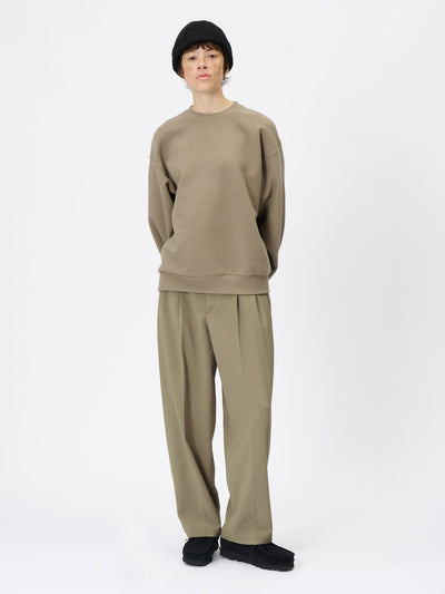 Model: Height 177cm / 5'8'' | Wearing: OLD BEIGE / 3