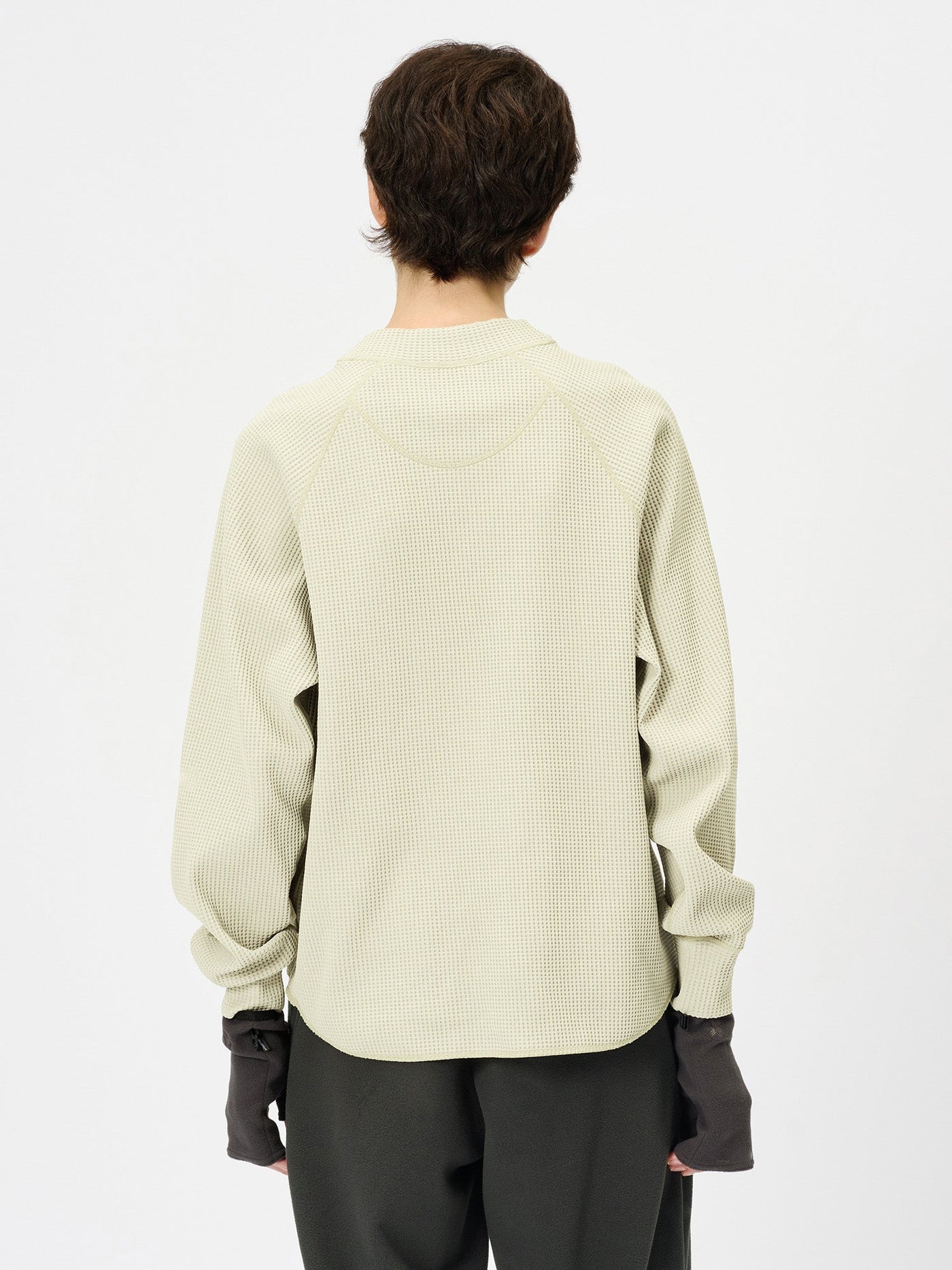 Model: Height 177cm / 5'8'' | Wearing: IVORY / 3