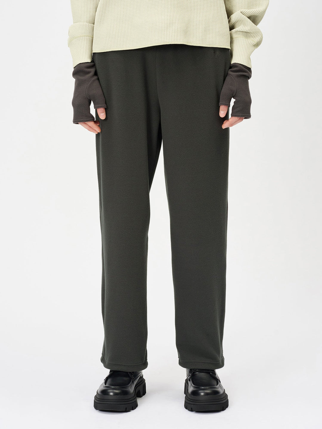 【ダークグレー】GOLDWIN POLARTEC Power Stretch Easy Pants POLARTEC Power Stretch Easy Pants – Goldwin Korea