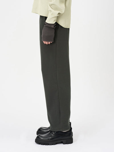 Model: Height 177cm / 5'8'' | Wearing: SHADOW GRAY / 3