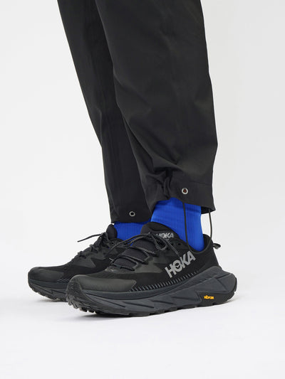 Model: Height 184cm / 6'0" | Wearing:  BLACK / 3