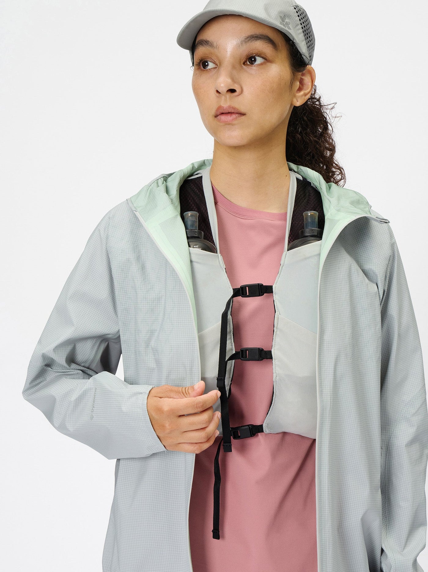 Model: Height 166cm / 5'4" | Wearing: SILVER / 3