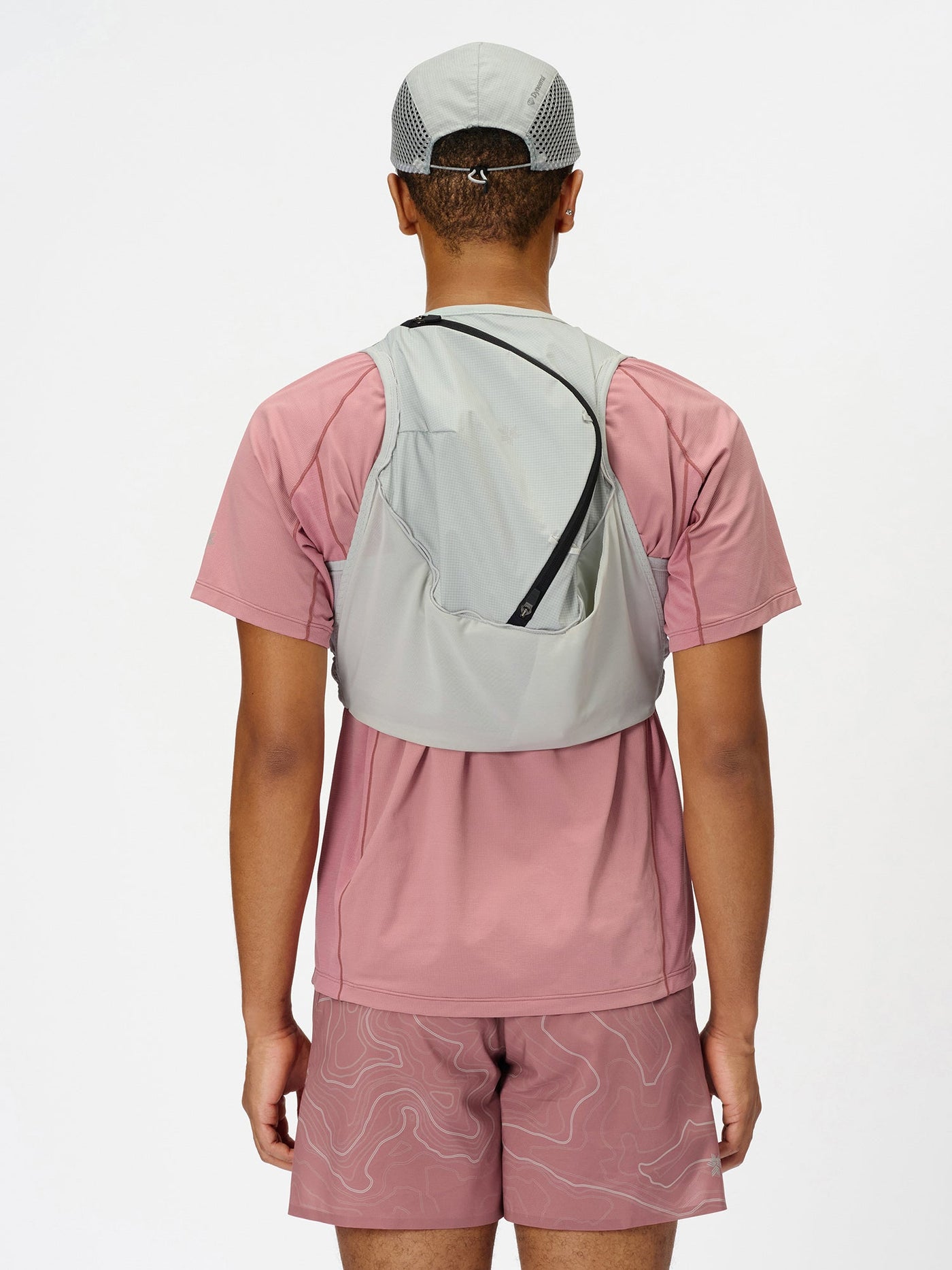 Model: Height 184cm / 6'0" | Wearing: SILVER / 3